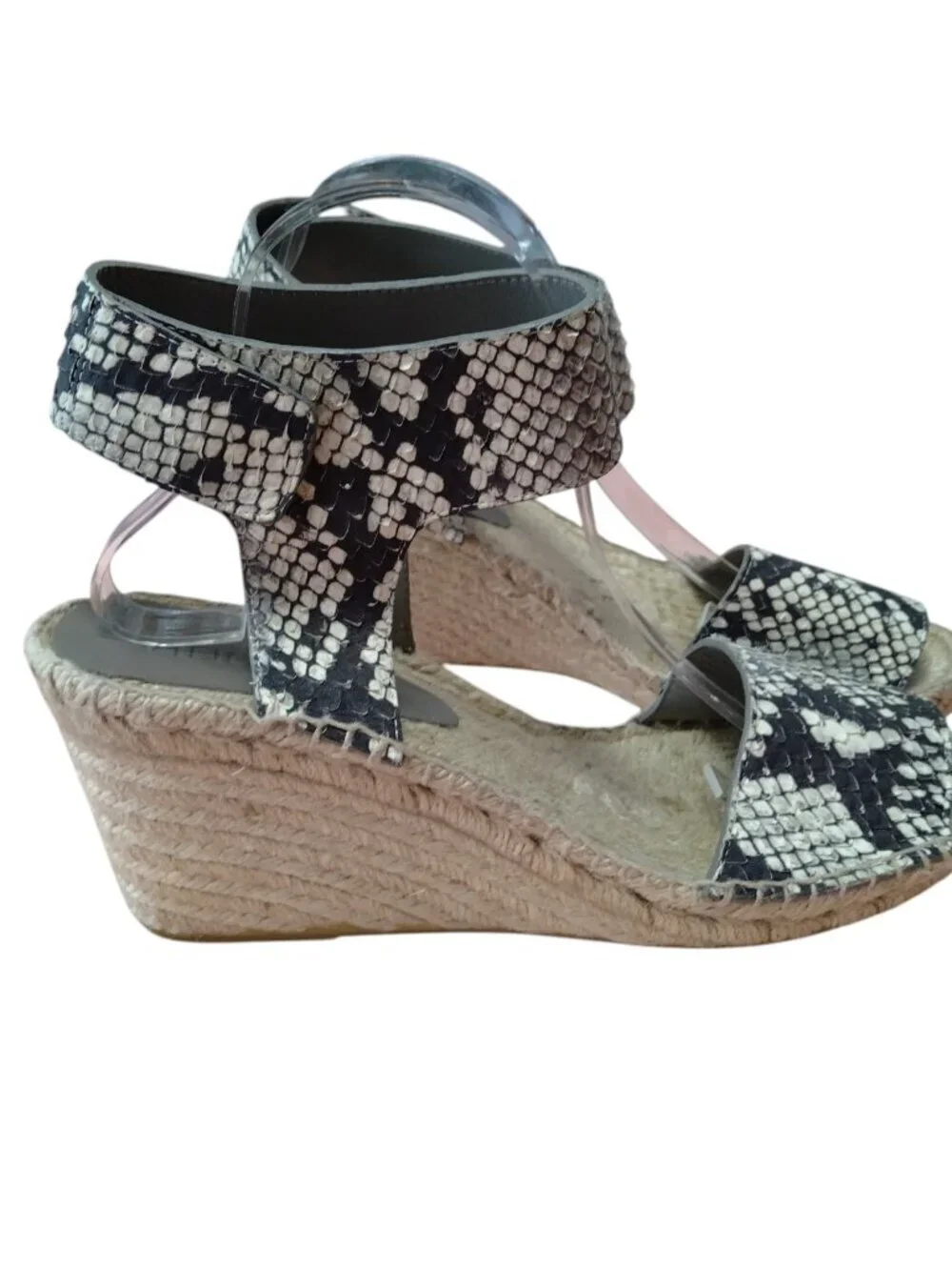 VINCE Sophie Snakeskin Leather Espadrille 3.5